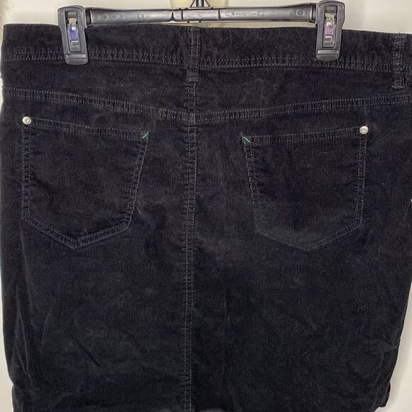 Tommy Hilfiger Black Corduroy Skirt - Picture 7 of 7